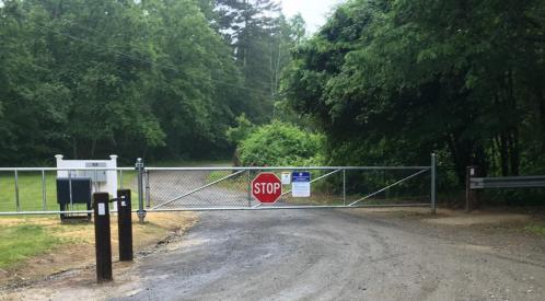 Veterans Memorial Park Gate